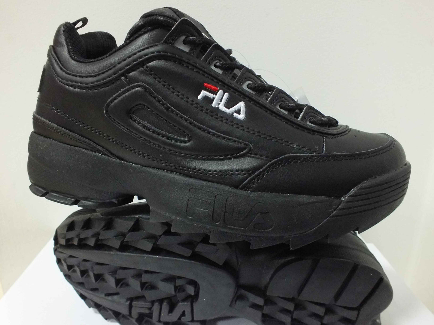 Чоловічі кросівки FILA в наявності 39 та 41 розмір   00165