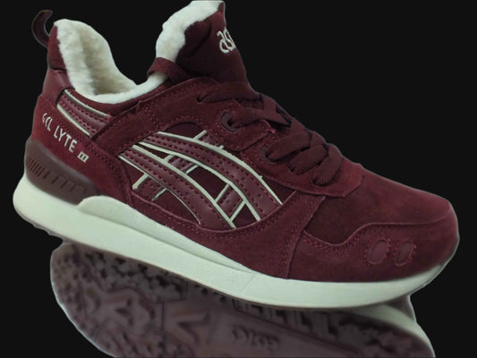 Зимові чоловічі кросівки ASICS GEL LYTE в наявності 40 розмір   Z00030